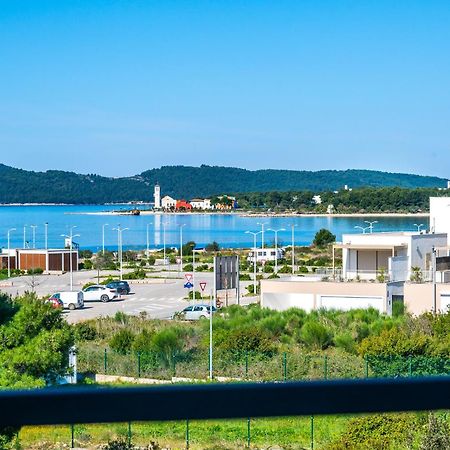 Apartmani Kardum Brodarica Brodarica  Exteriör bild
