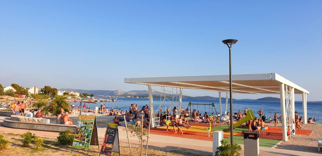 Apartmani Kardum Brodarica Brodarica  Exteriör bild